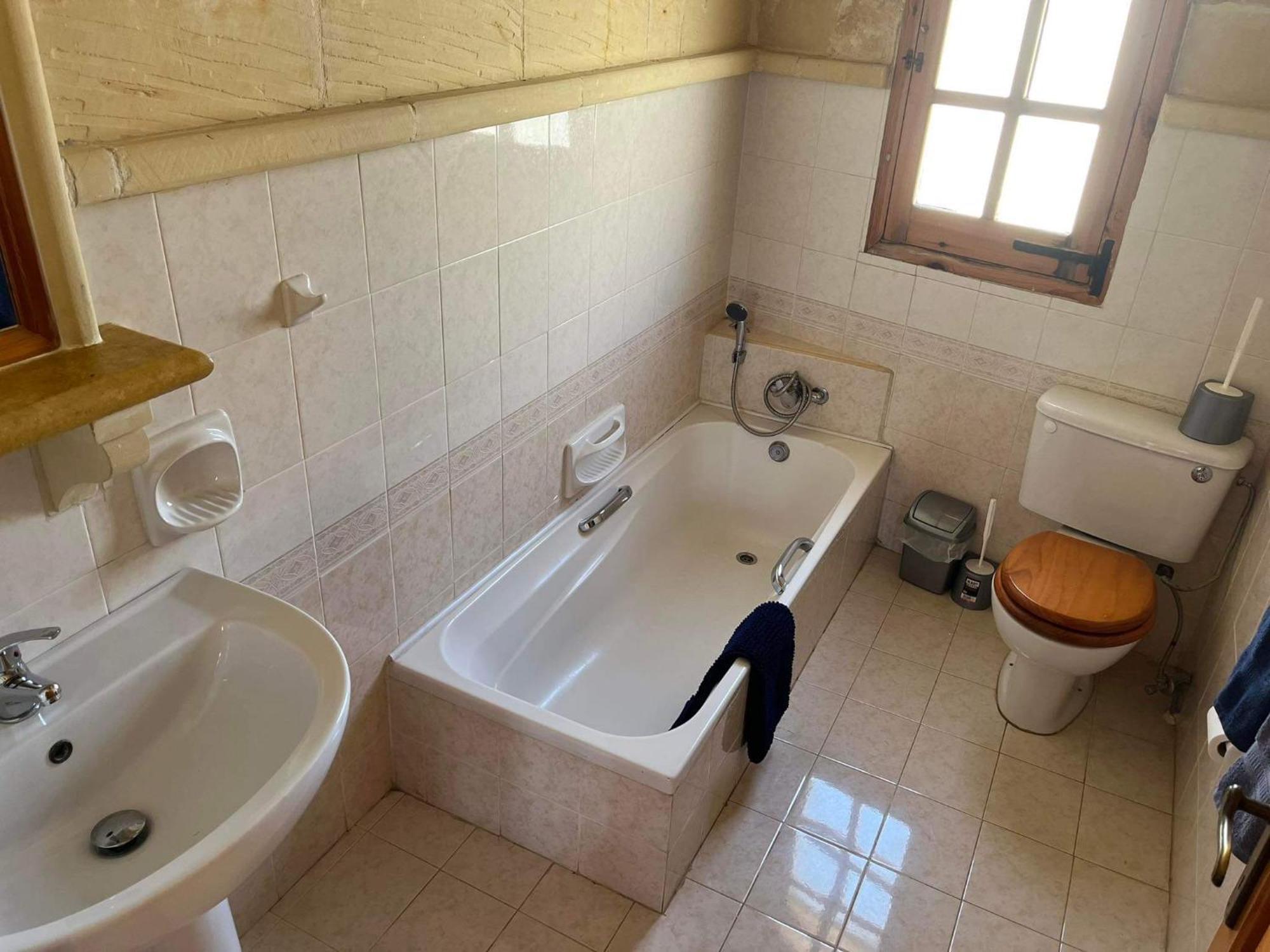 With Pool, Tas-summiena Gozo Sannat
